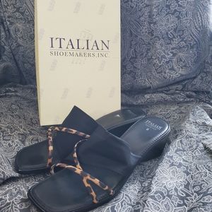 Italian Shoemaker sandal Size 9